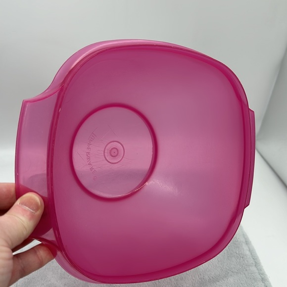 Tupperware Vintage Nesting Servalier Bowls—No Lids/Clear#836-8/Red#836-6 - Picture 11 of 12